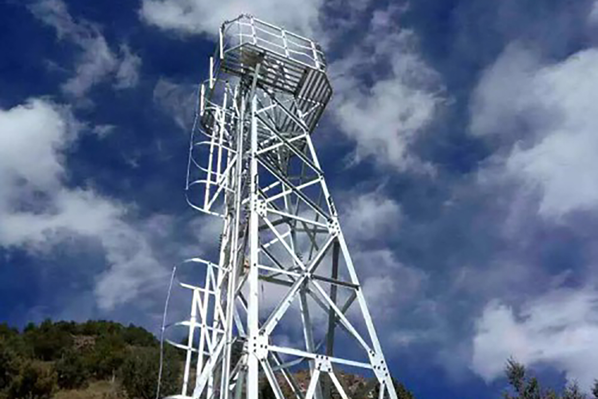 ¿En qué áreas de construcción se pueden utilizar las torres de vigilancia?