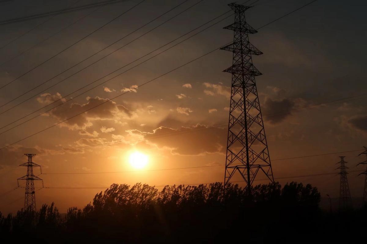 La distancia de seguridad de la Torre de Transmisión Eléctrica