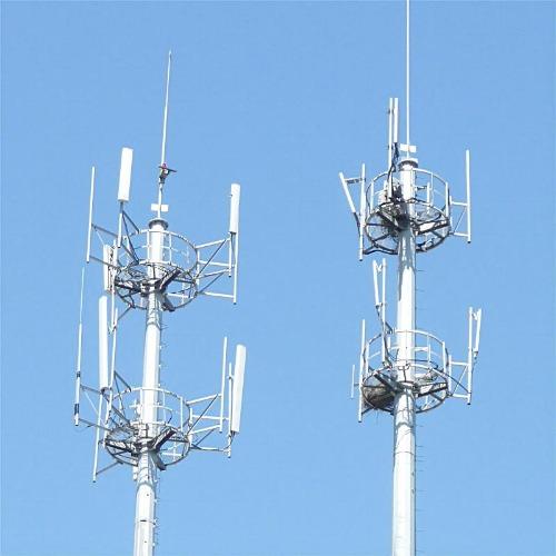 ¿Cuáles son las características de la torre de células monopolo?